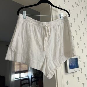 Universal thread white linen shorts